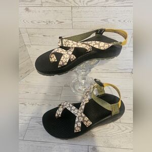 Chaco Z/1 Sandals Women’s 11W Green Gray Floral Strap “Chase Dreams”